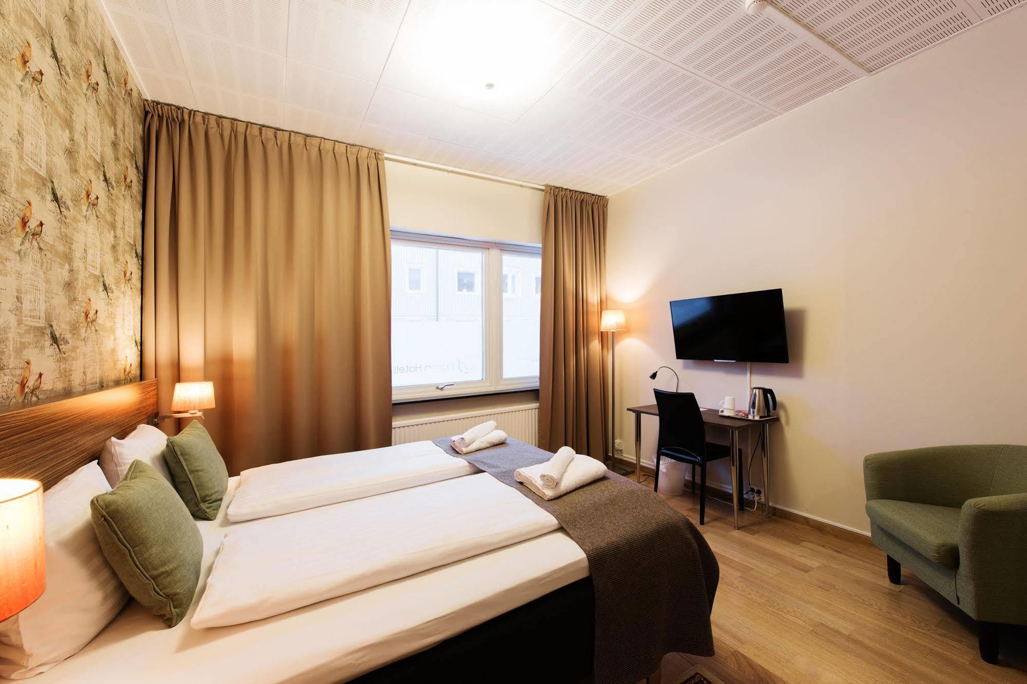 Spis Hotell Naran 呂勒奧 外观 照片