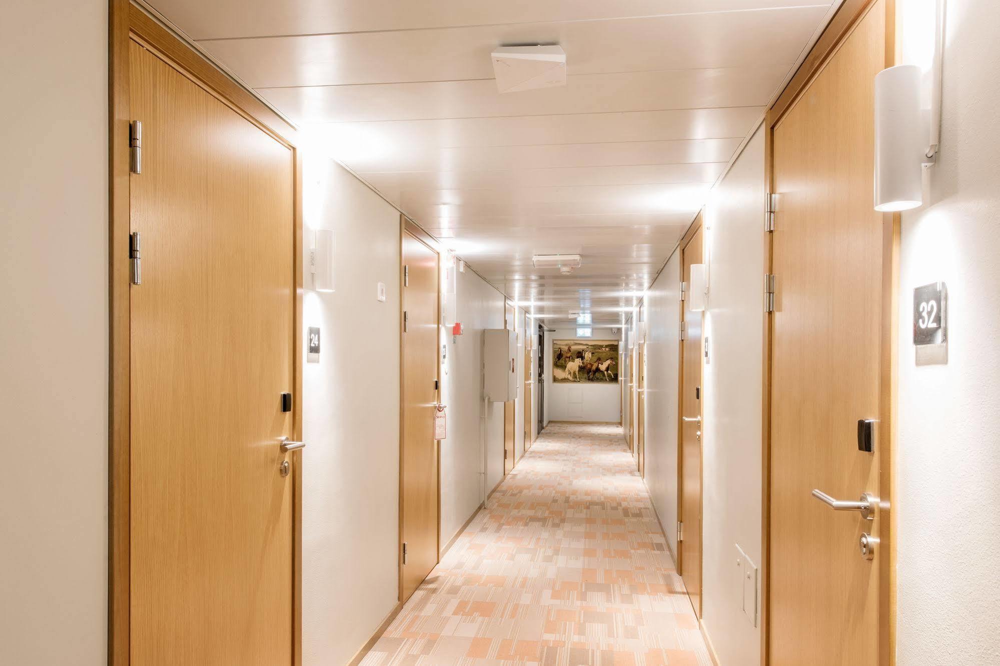 Spis Hotell Naran 呂勒奧 外观 照片