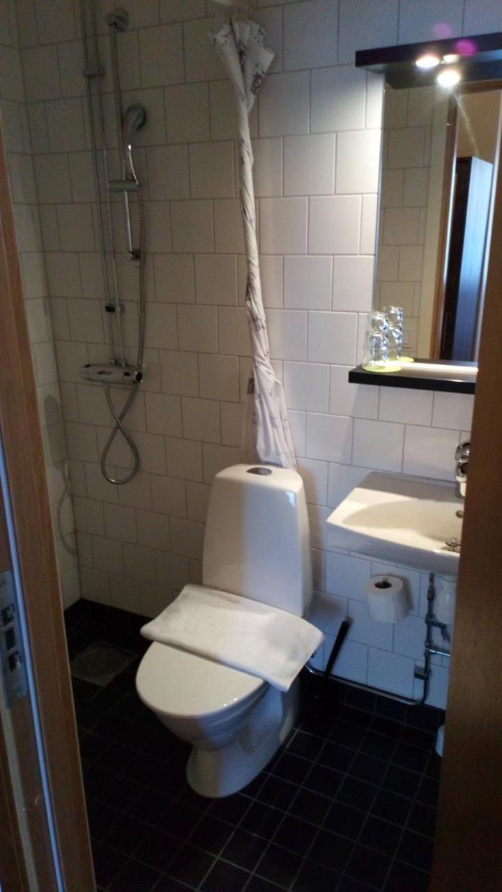Spis Hotell Naran 呂勒奧 外观 照片
